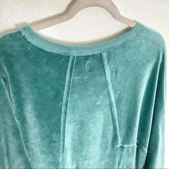 NEW Free People Movement Strive On Sweatshirt Jewel Velour Athleisure Loungewear - Picture 9 of 10